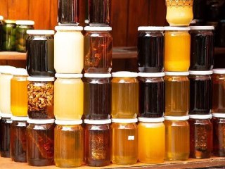 تولید و فروش عسل و ژل رویال صادراتی