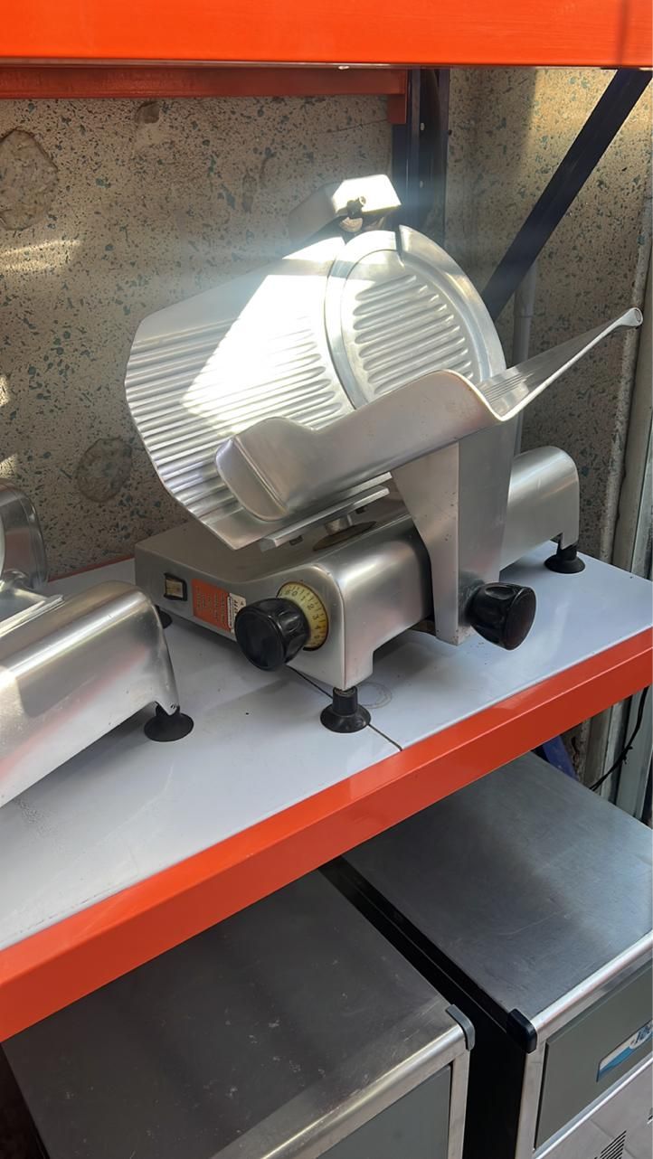 فروش انواع کالباس بر کالباسبر اسلایسر